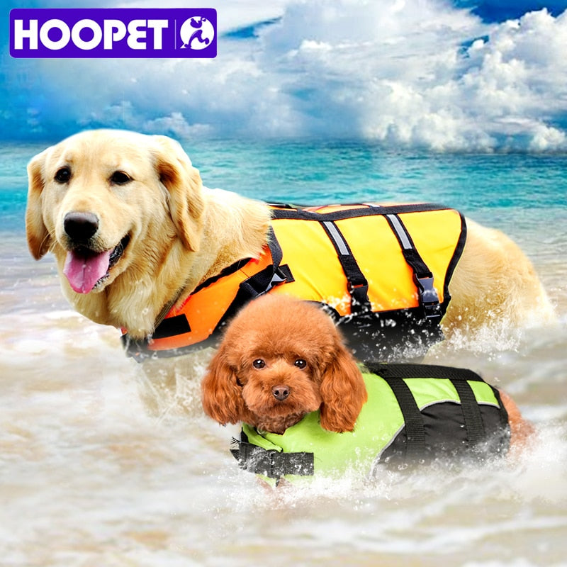Life jacket for dogs. Breathable and safe. Easy to identify fluorescent color.