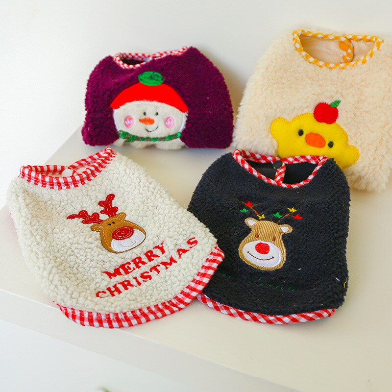 Delizioso smanicato modello lana cotta fantasie di Natale. Abbigliamento chic di lusso per cani, gatti e animali domestici.